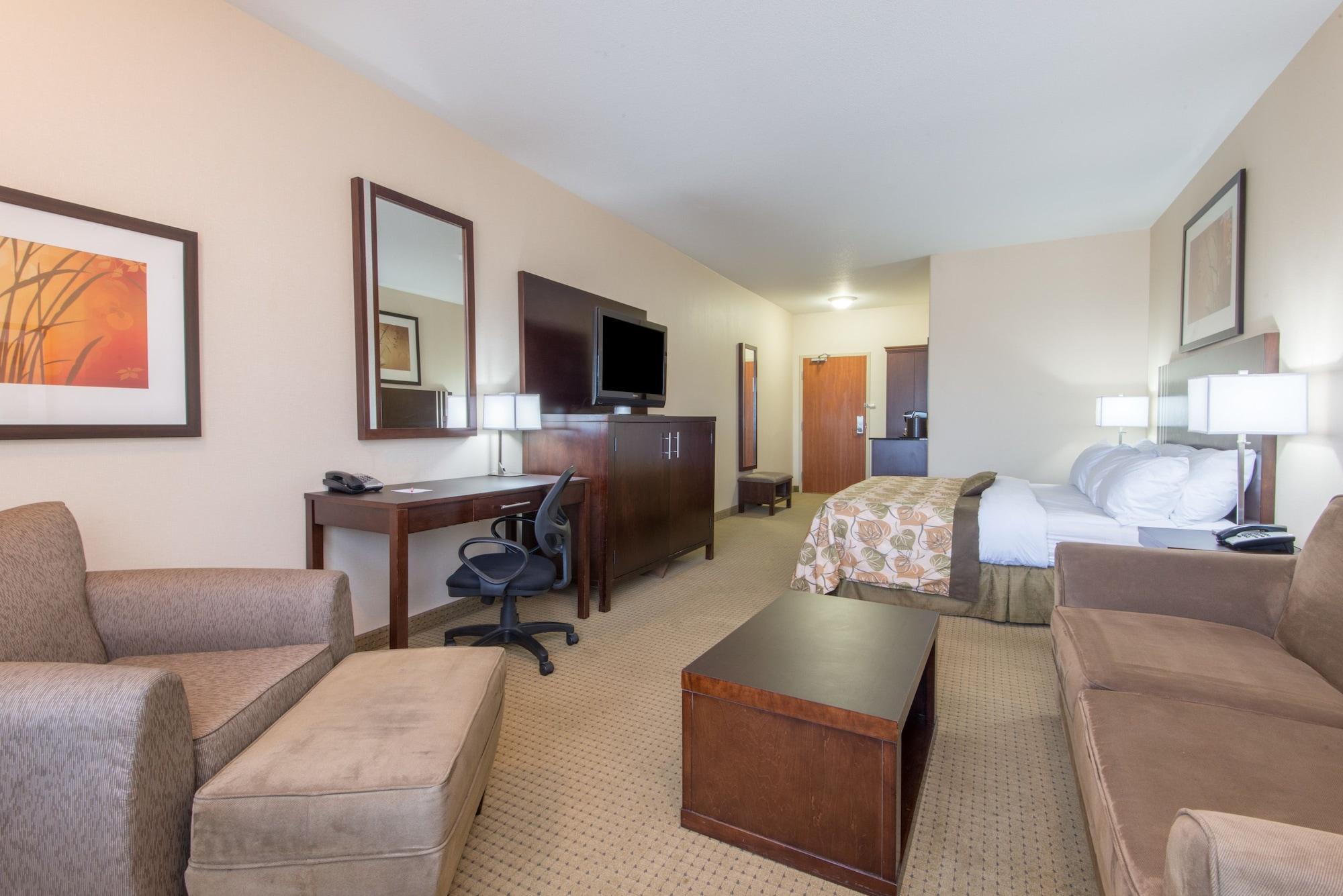 Ramada By Wyndham Lac La Biche Kültér fotó