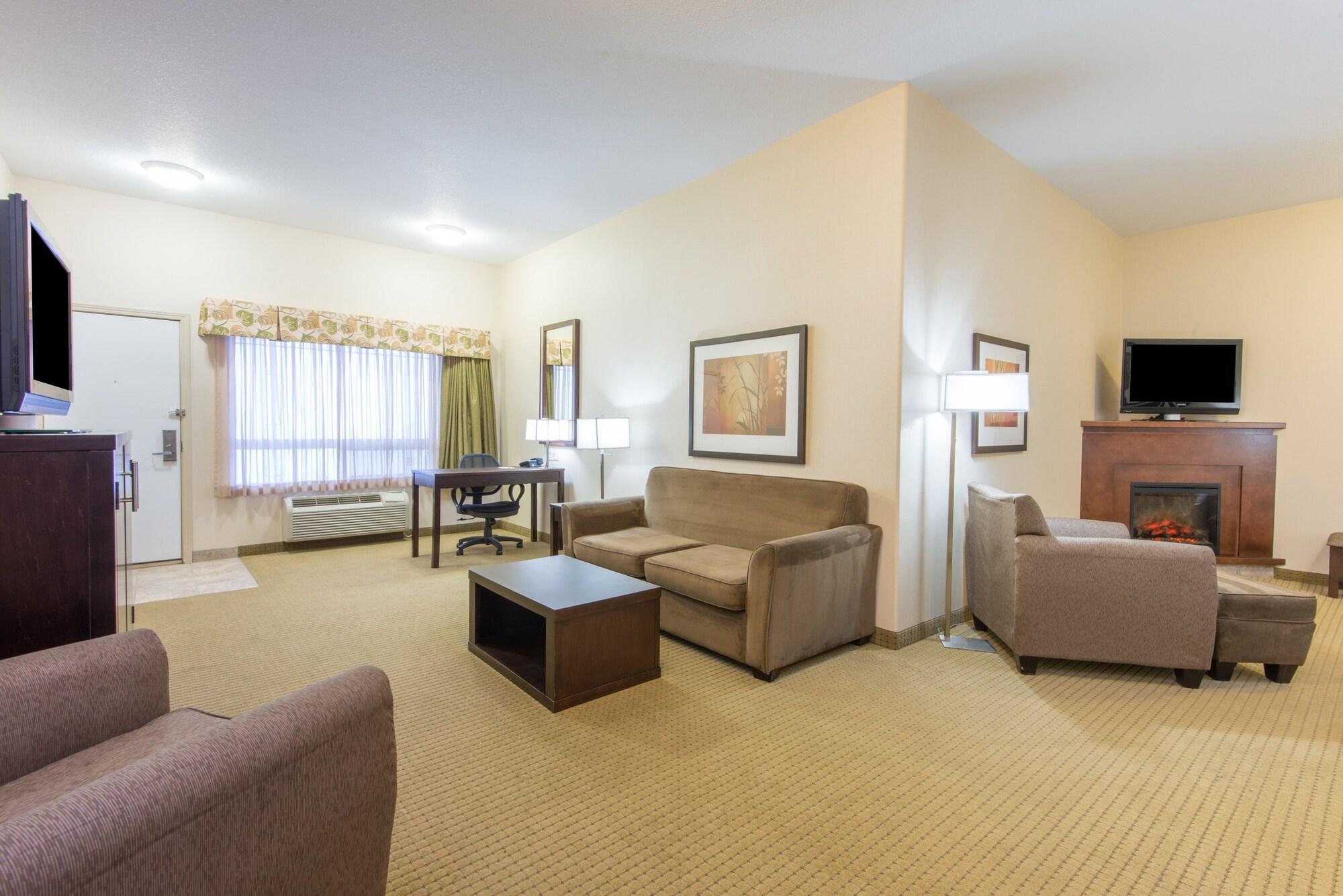 Ramada By Wyndham Lac La Biche Kültér fotó