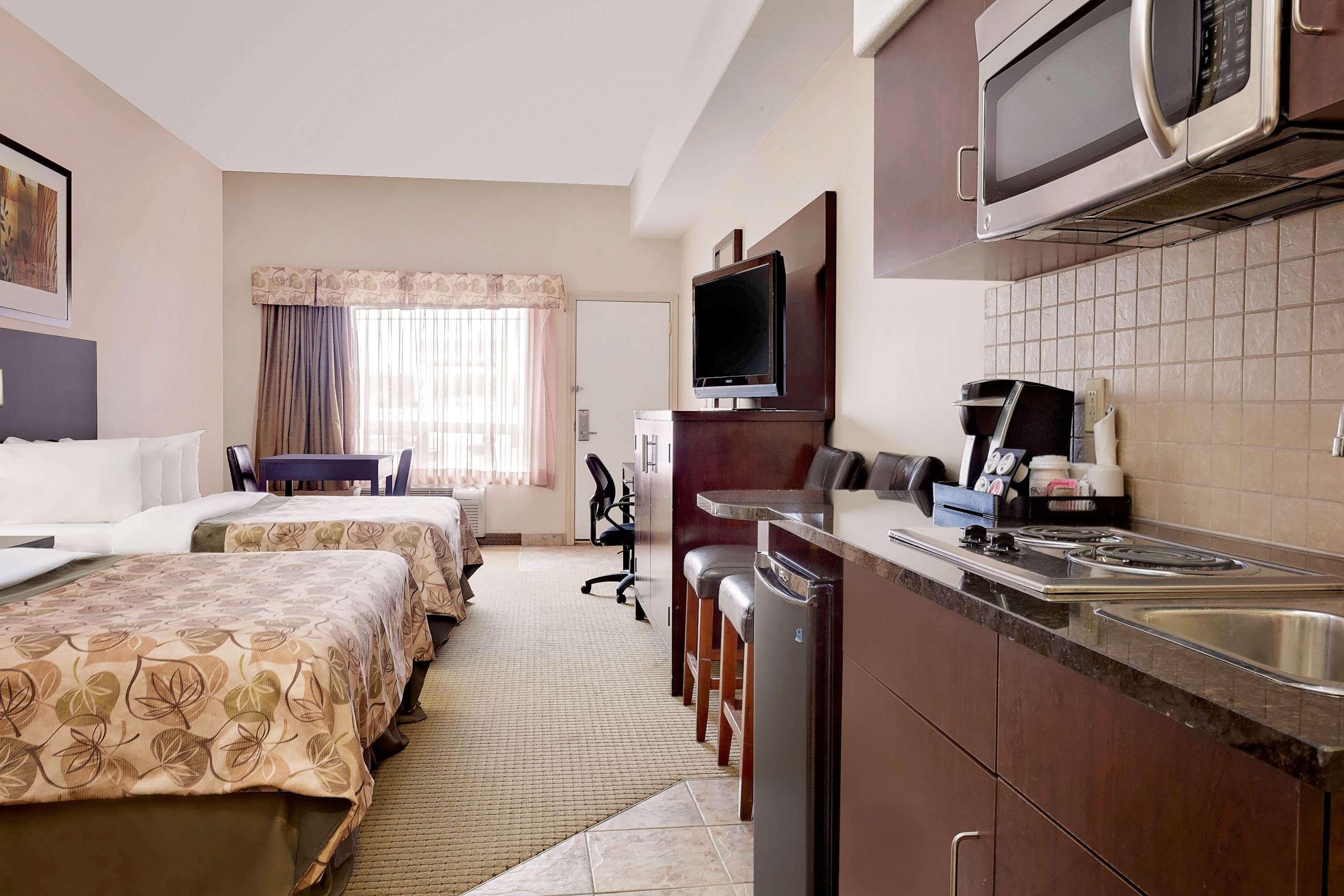 Ramada By Wyndham Lac La Biche Kültér fotó