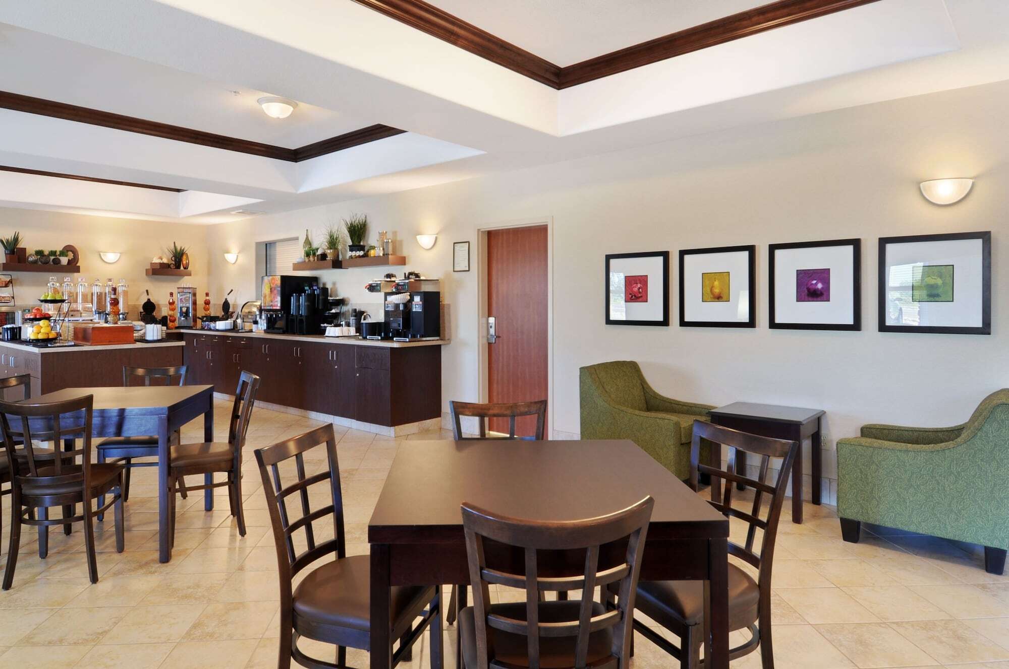 Ramada By Wyndham Lac La Biche Kültér fotó