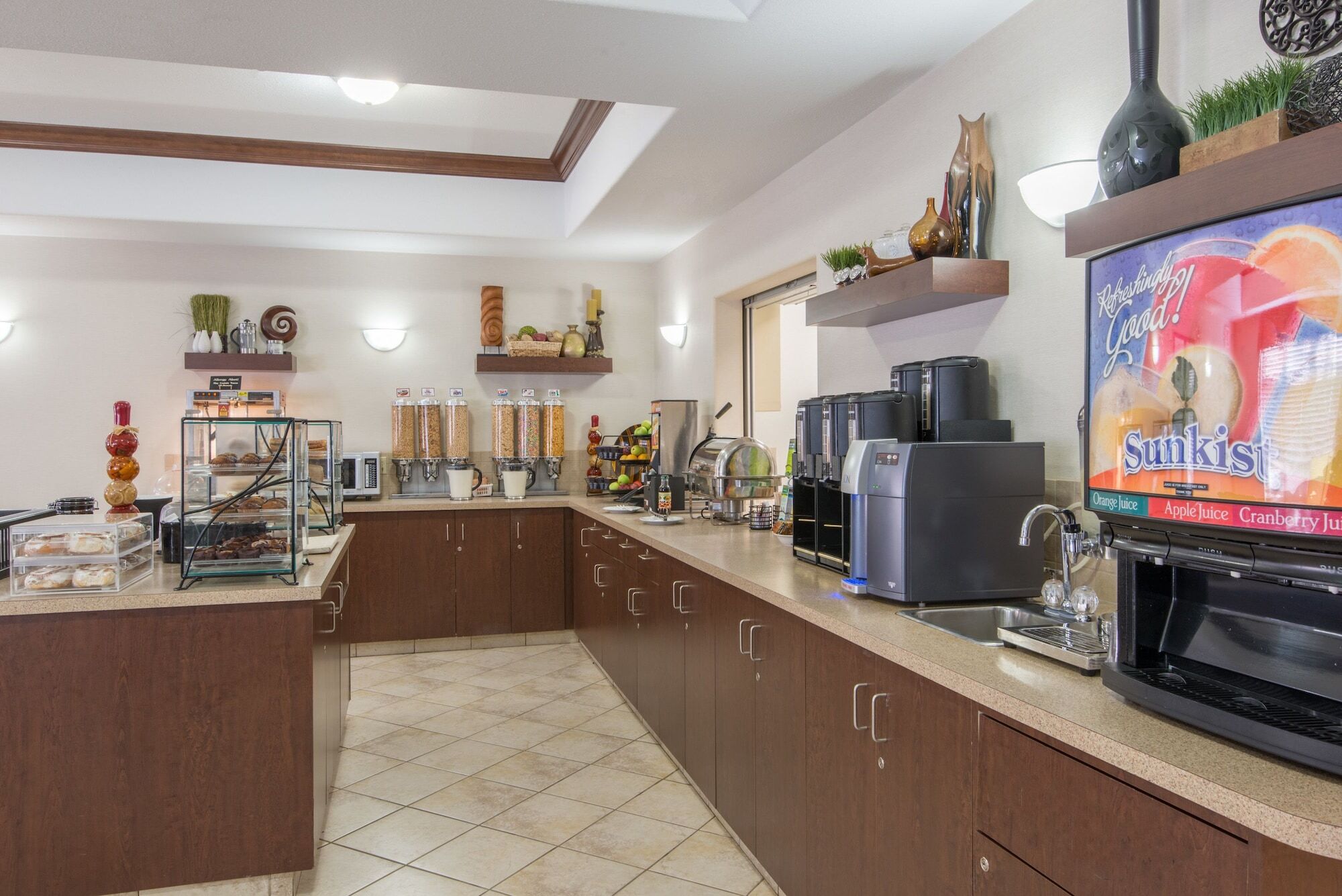 Ramada By Wyndham Lac La Biche Kültér fotó